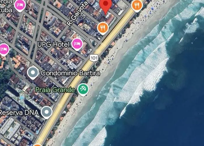 Apto térreo em Ubatuba, a 50 metros do mar